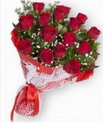 11 adet kırmızı gül buketi  Adana çiçek siparişi cicekciler , cicek siparisi 