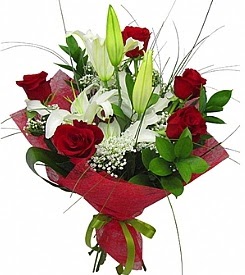 1 dal kazablanka 5 kırmızı gül buketi  Adana çiçek siparişi kaliteli taze ve ucuz çiçekler 