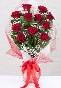 11 kırmızı gülden buket çiçeği  Adana çiçek siparişi 14 şubat sevgililer günü çiçek 
