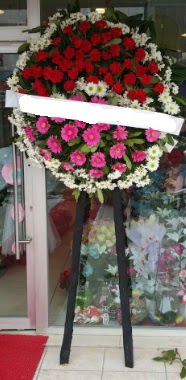 Cenaze çiçek modeli  Adana çiçek siparişi internetten çiçek siparişi 