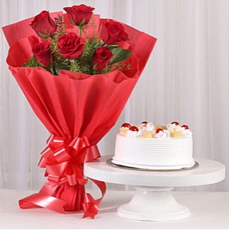 6 Kırmızı gül ve 4 kişilik yaş pasta  Adana çiçek gönder çiçek , çiçekçi , çiçekçilik 